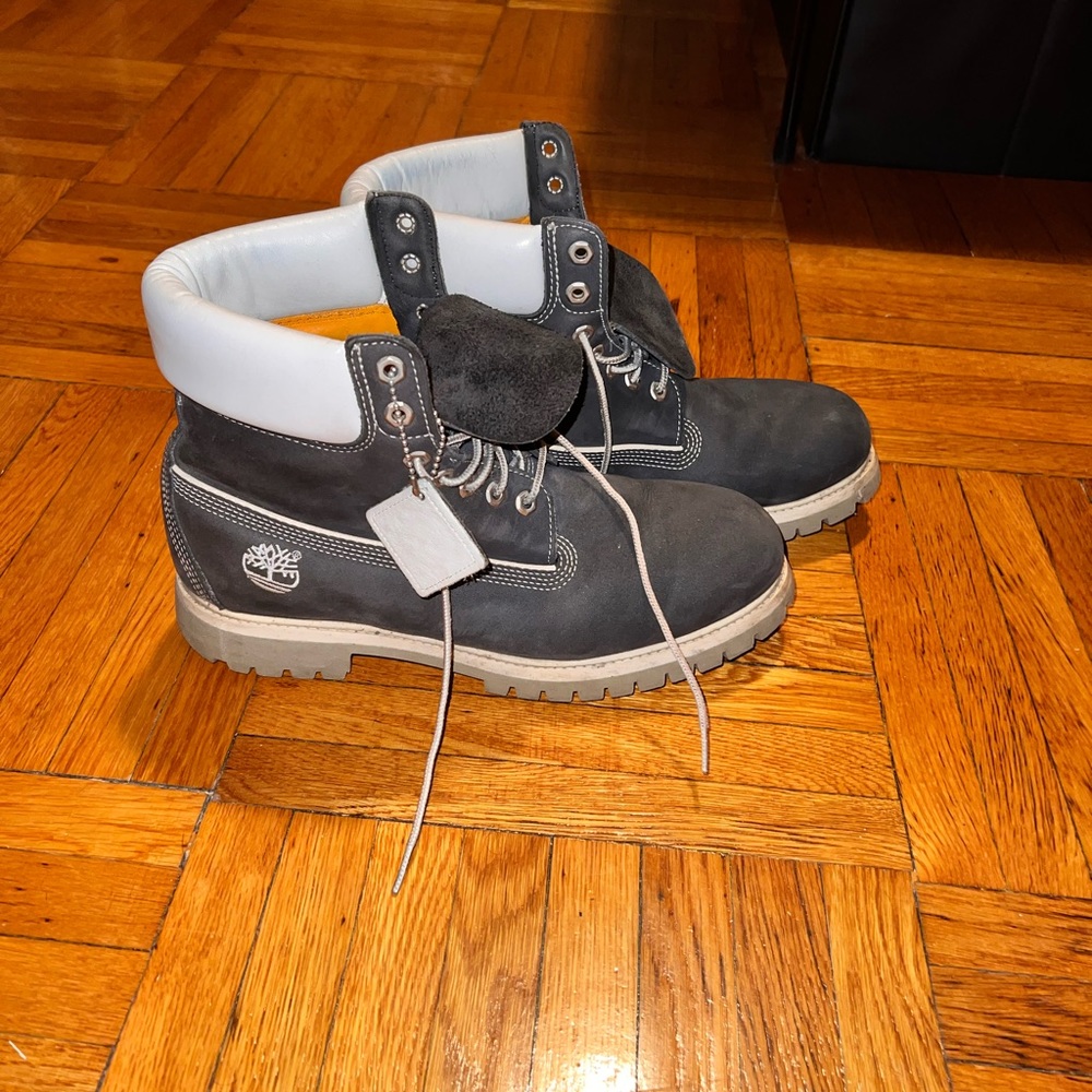 Blue Timberlands 10.5M